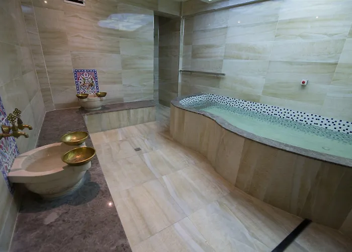 فندق Ruba Palace Thermal